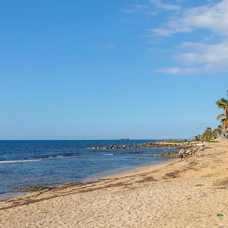 Villa Beach Heaven Пафос Екстериор снимка